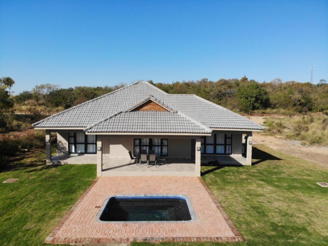 Nkonyeni Lodge & Golf Estate Ngwempisi Buitenkant foto